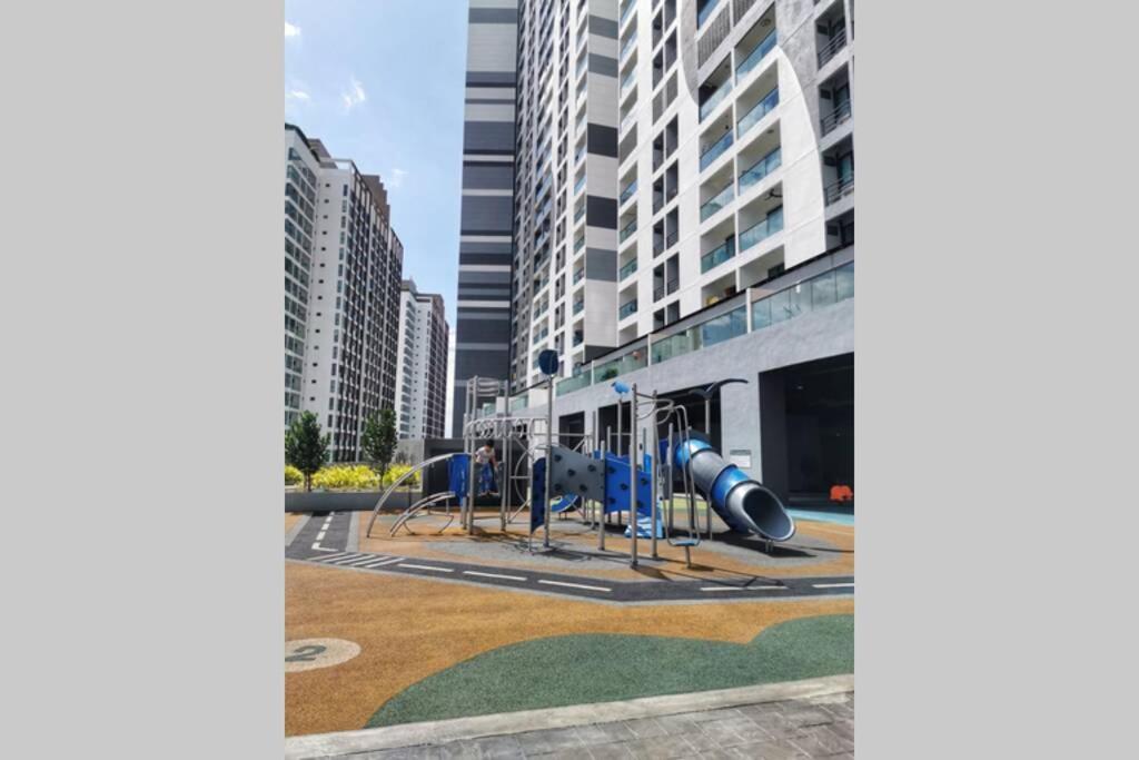 Apartamento Symphony Tower Studio #9 With Balcony Cheras Exterior foto